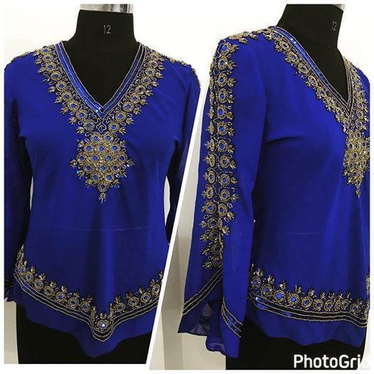 BLUSA CHIFFON INDIANA BORDADA À MÃO MANGA LONGA-INDISPONÍVEL