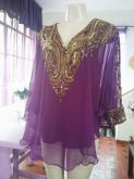 KAFTANS INDIANOS BORDADOS DECOTE V- VIOLETA/DOURADO- VIDEO DE APRESENTAÇÃO